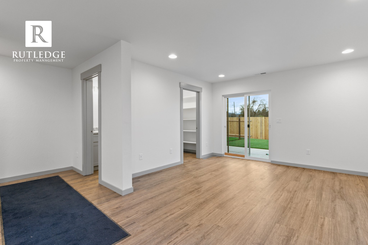 330 Beechwood Way - Photo 6 of 16