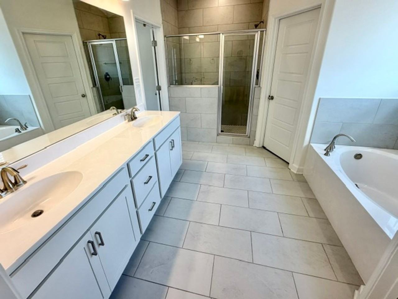 130 Primrose Ln - Photo 7 of 13
