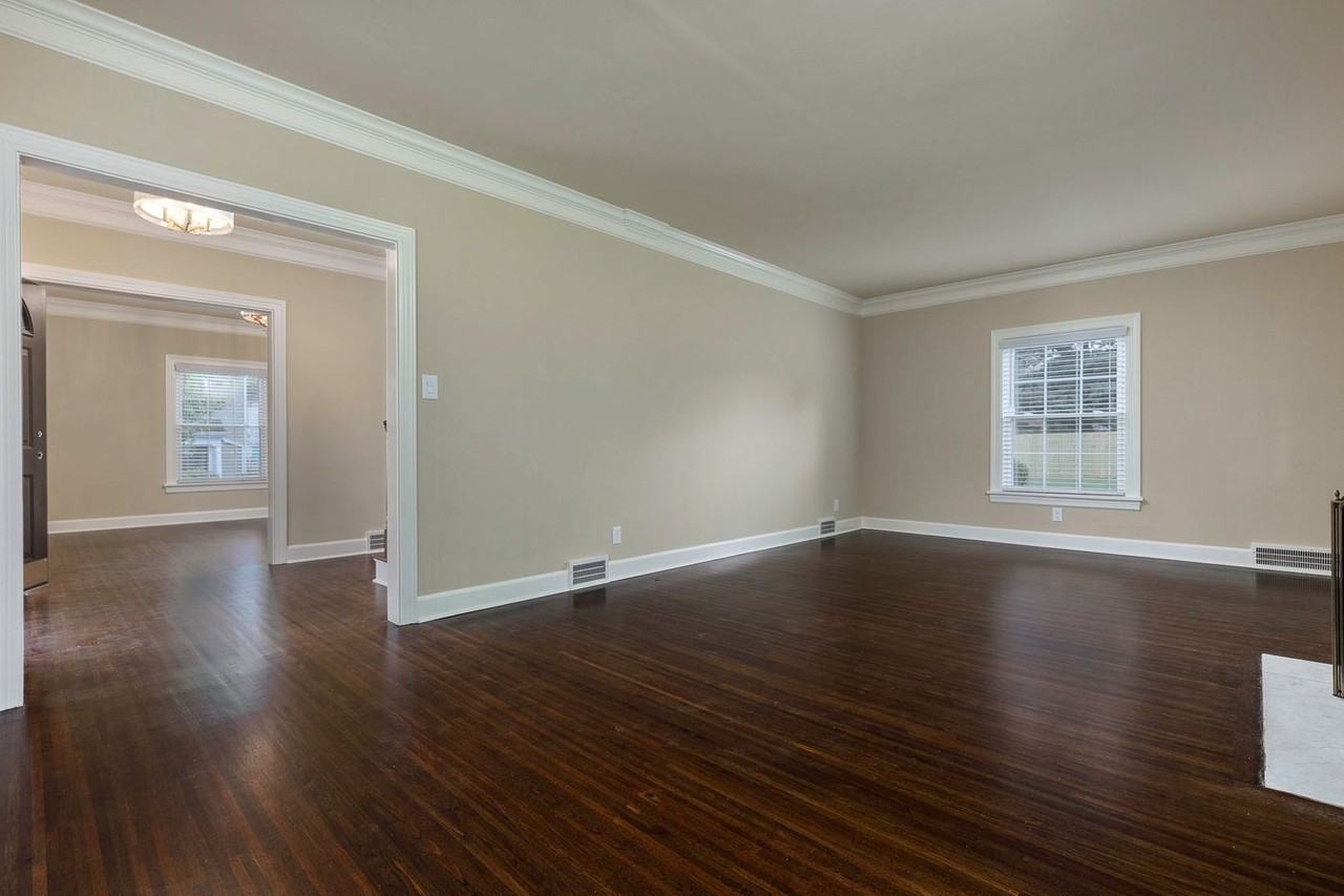1819 Fleming Rd - Photo 5 of 50