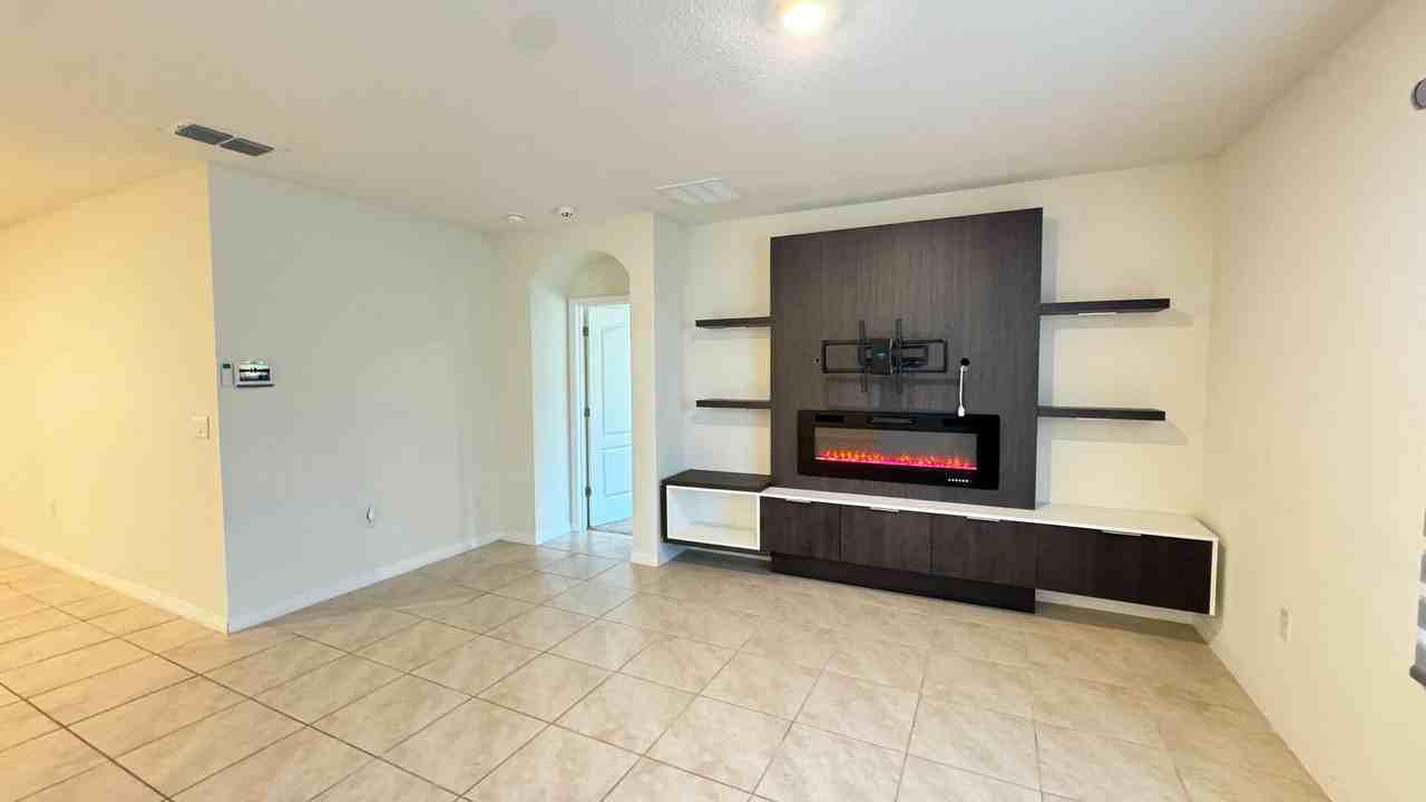 6746 Grace Hammock Rd - Photo 4 of 49