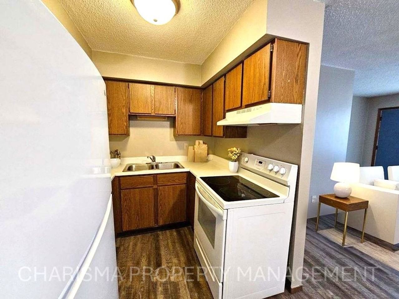 1009 4th St #3 - Photo 7 of 12