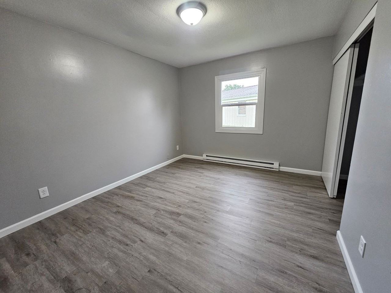 1516 Edgewood Dr - Photo 7 of 10