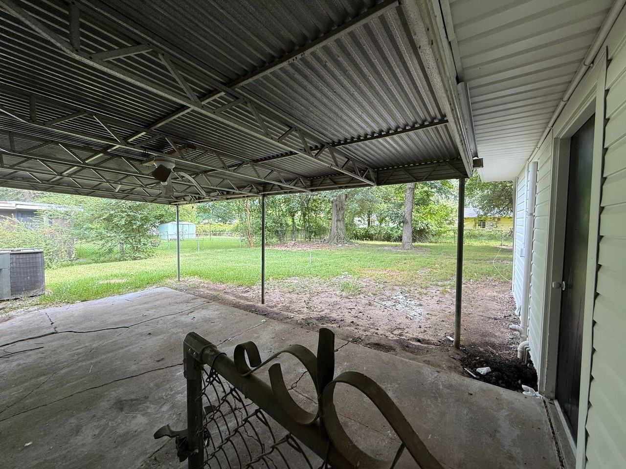 2919 Hillcrest Ave - Photo 4 of 15