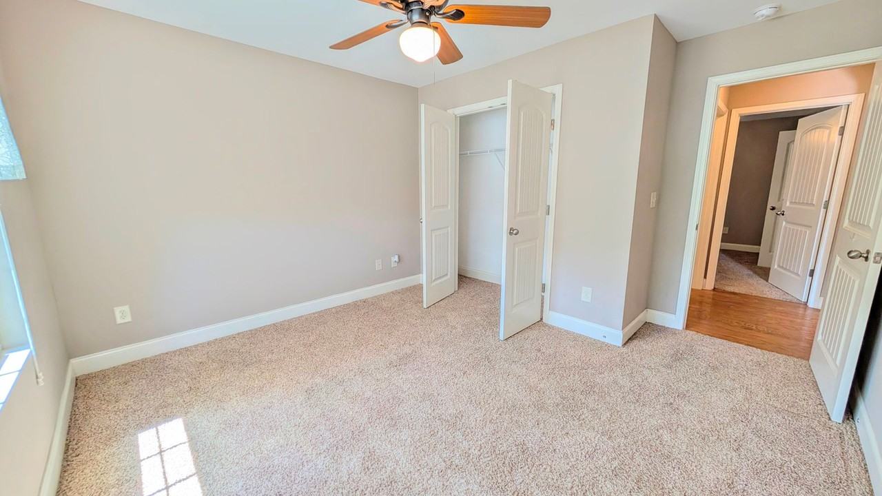 4780 Lost Creek Dr - Photo 4 of 37