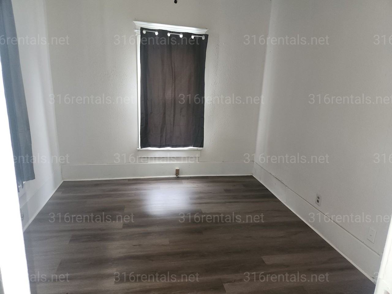 1152 N Cleveland Ave - Photo 4 of 10