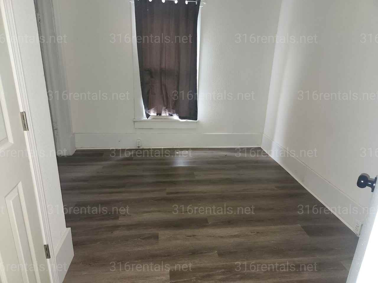 1152 N Cleveland Ave - Photo 5 of 10