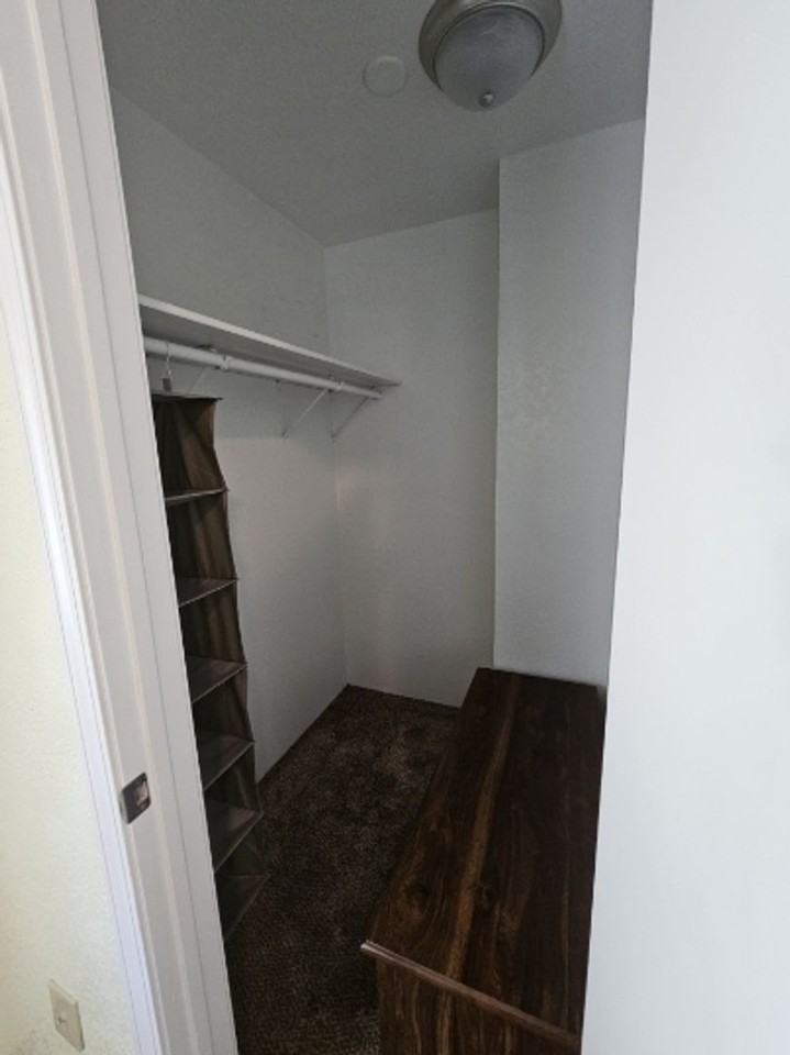 2805 Lowridge Ct - Photo 7 of 13