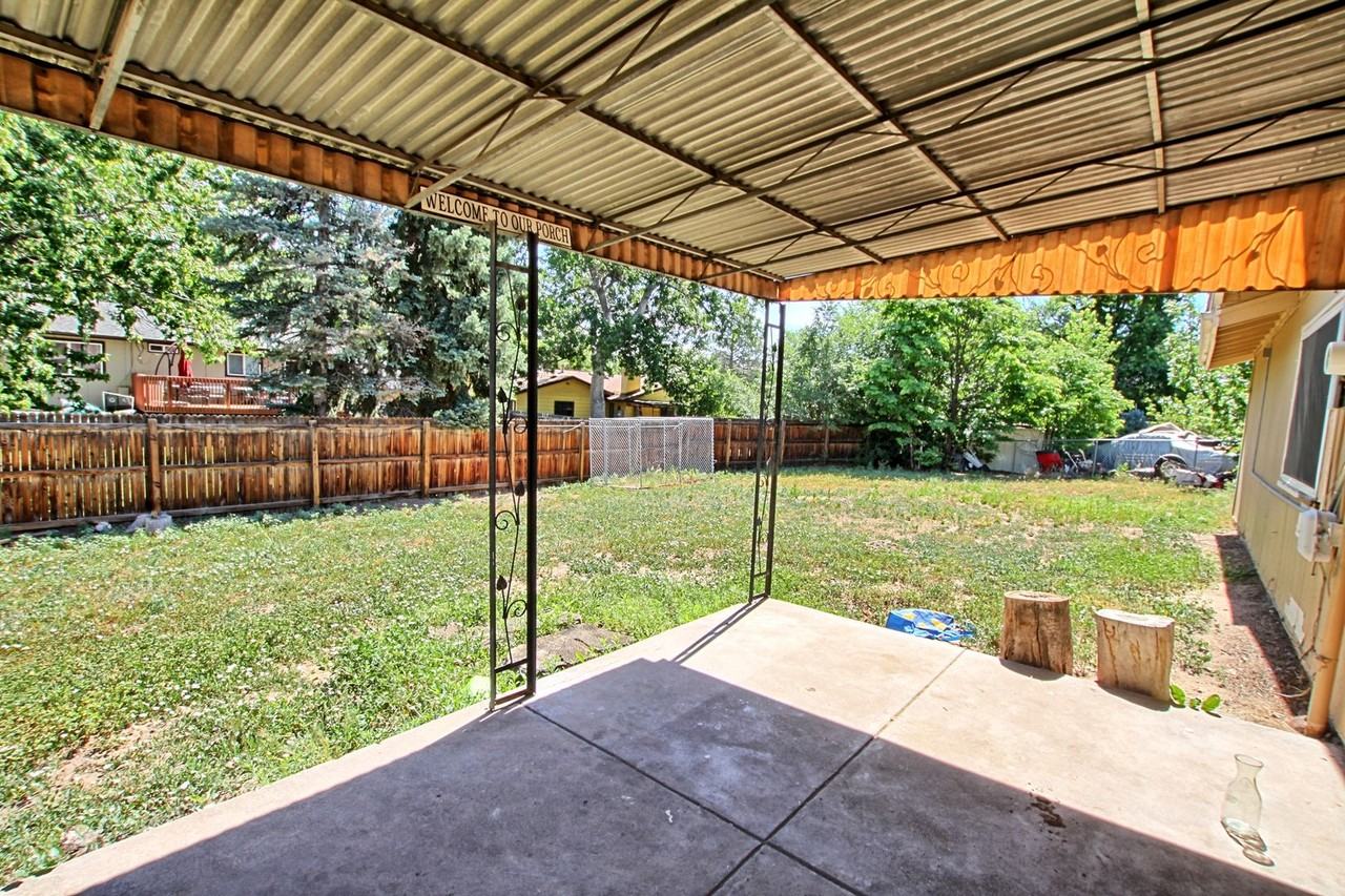 12177 E Hawaii Dr - Photo 4 of 11