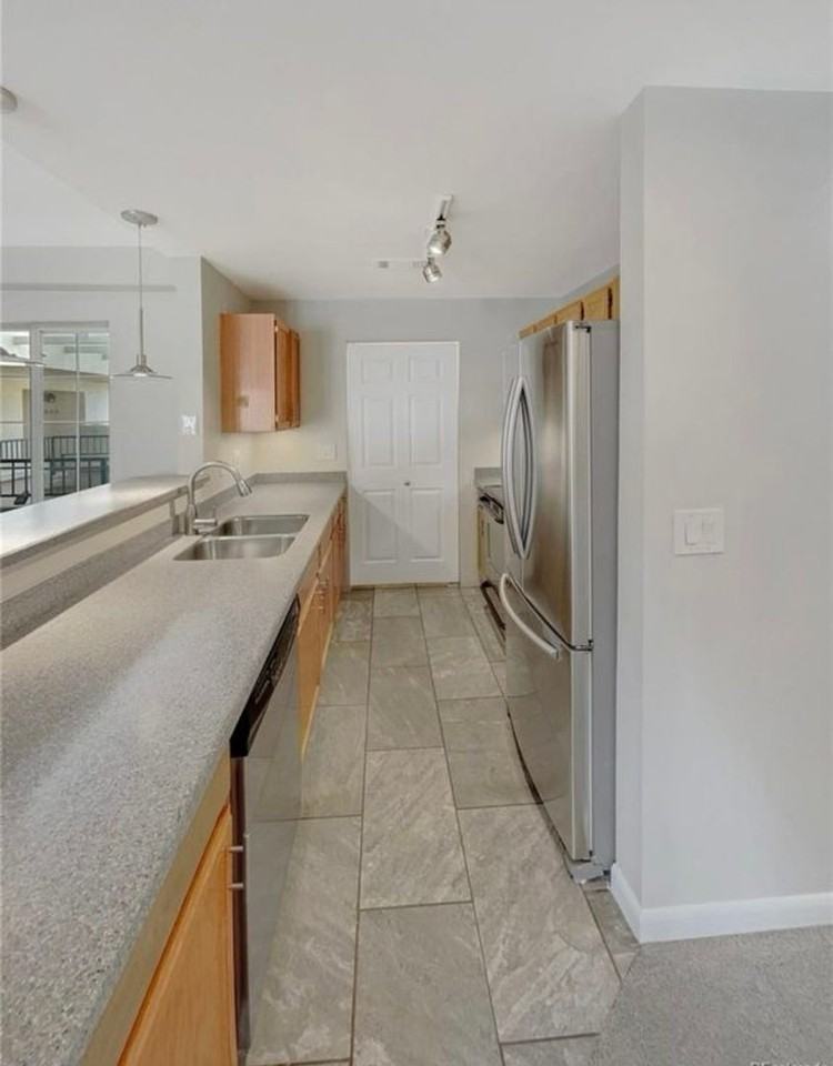 8651 E Dry Creek Rd - Photo 3 of 17