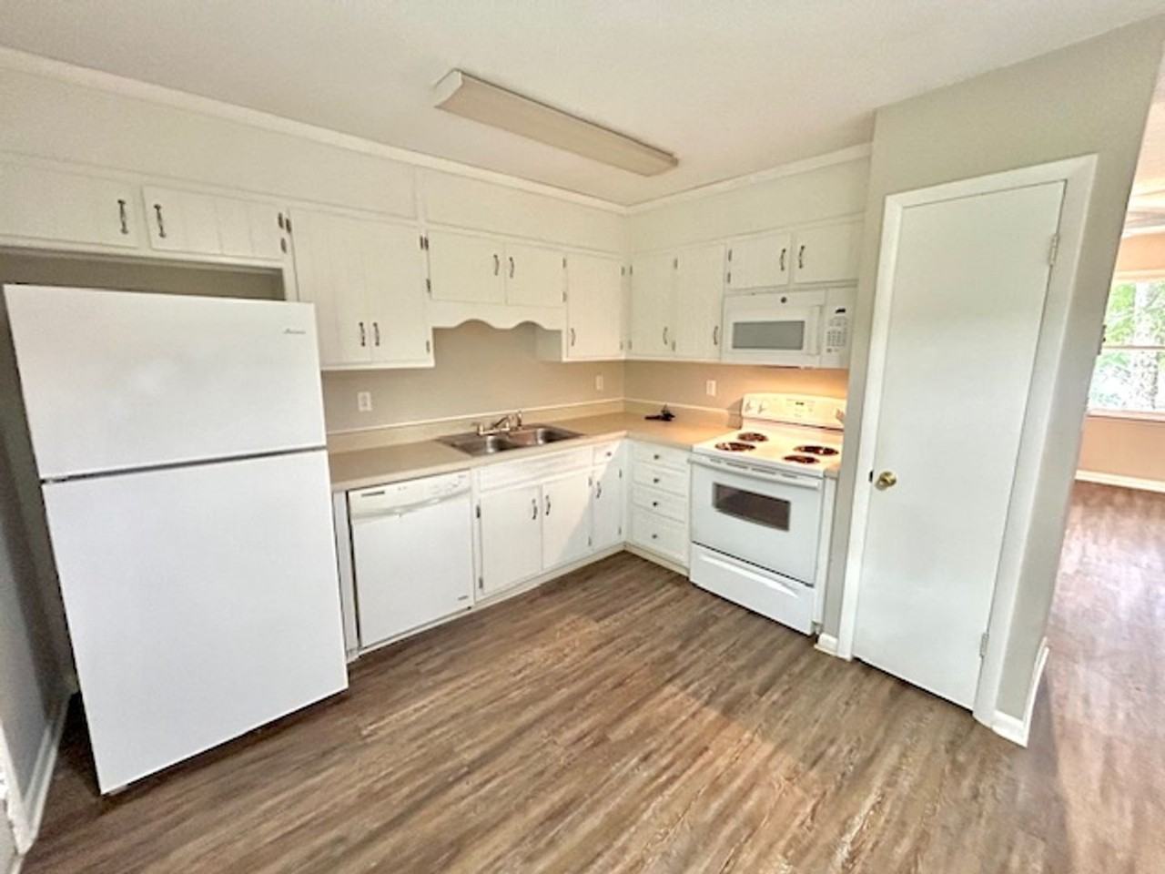 13921 Wyandotte Dr Sw - Photo 2 of 15