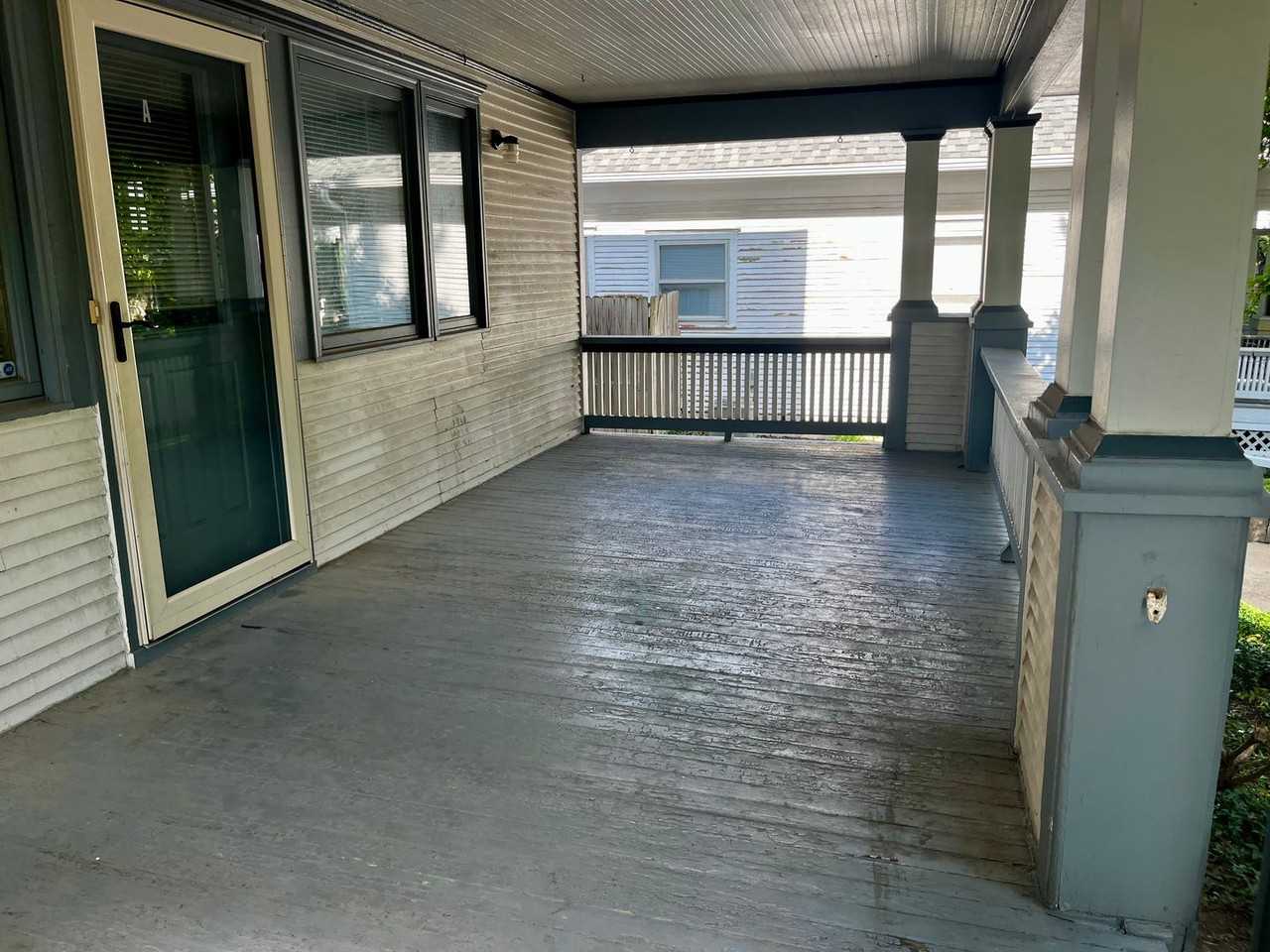 2611 A ST - Photo 2 of 34