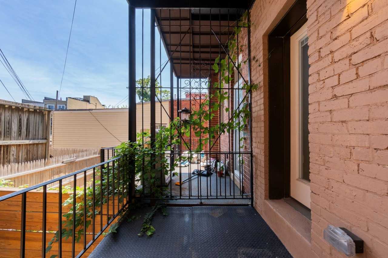 3223 13th St Nw - Photo 2 of 17