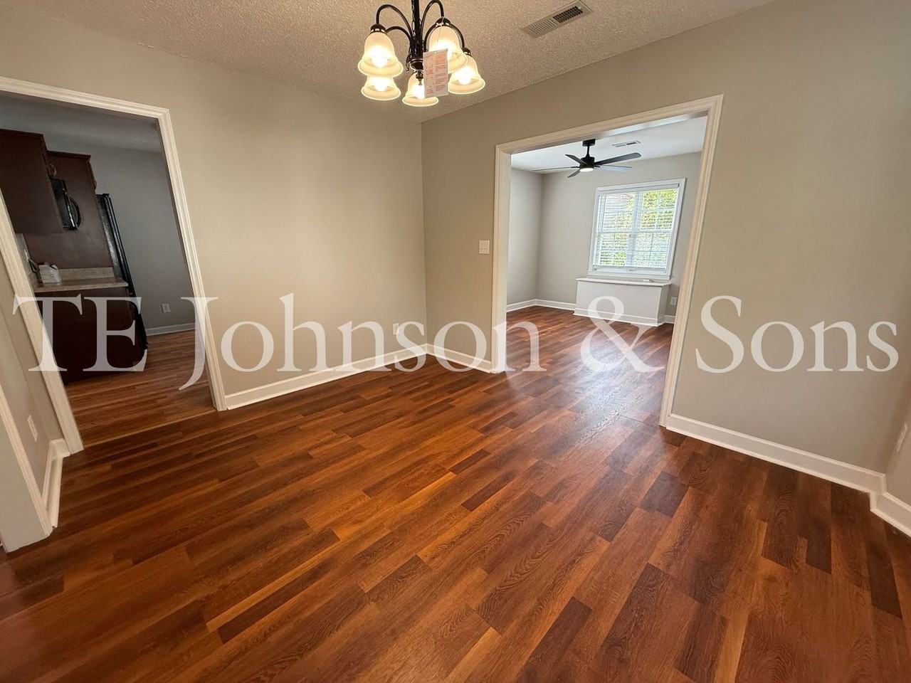 1878 Camden Forest Dr - Photo 7 of 45