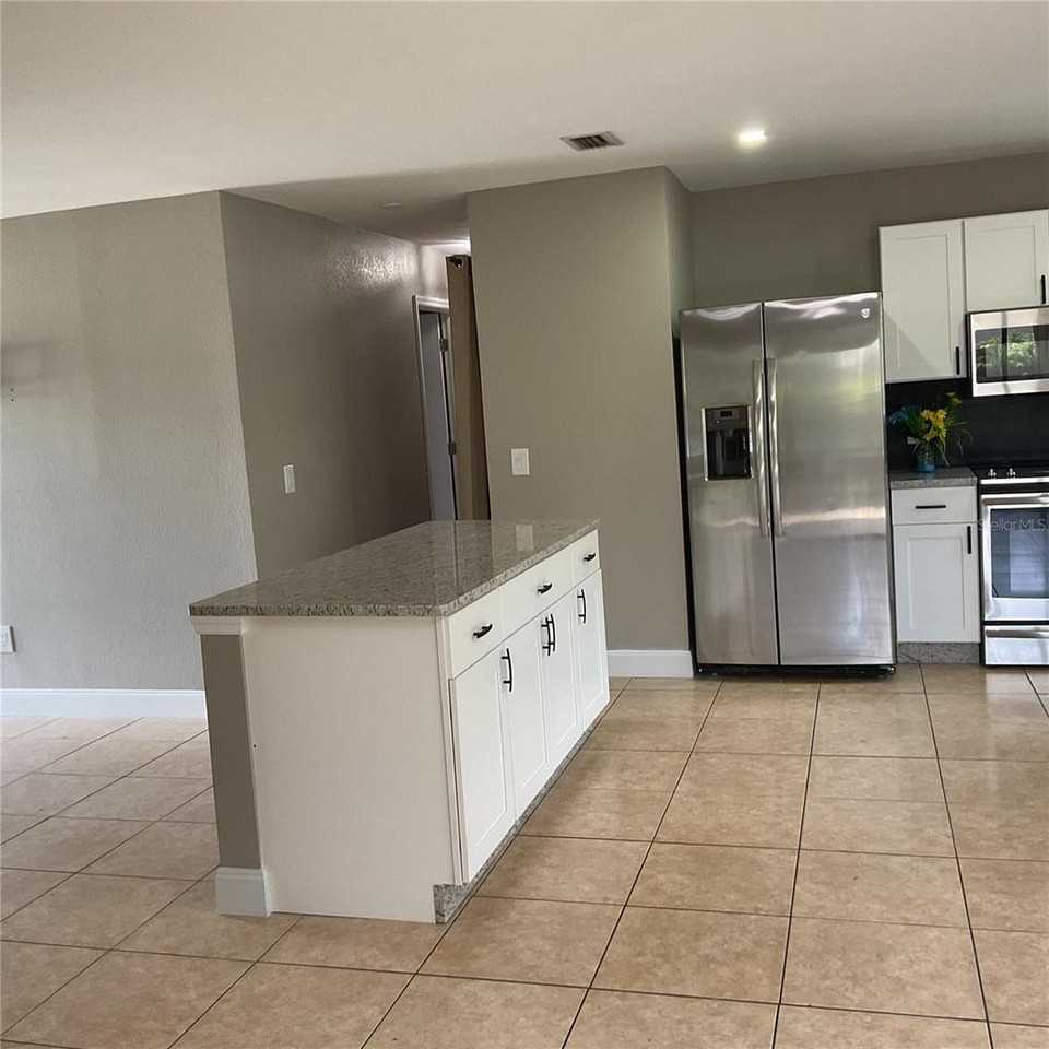 6377 Myrtlewood Rd - Photo 5 of 13