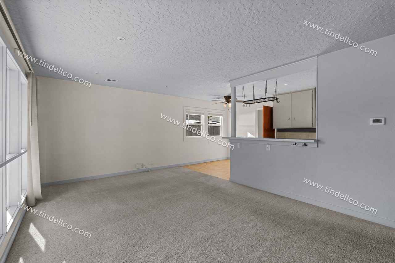 7927 N Olympia St - Photo 4 of 20