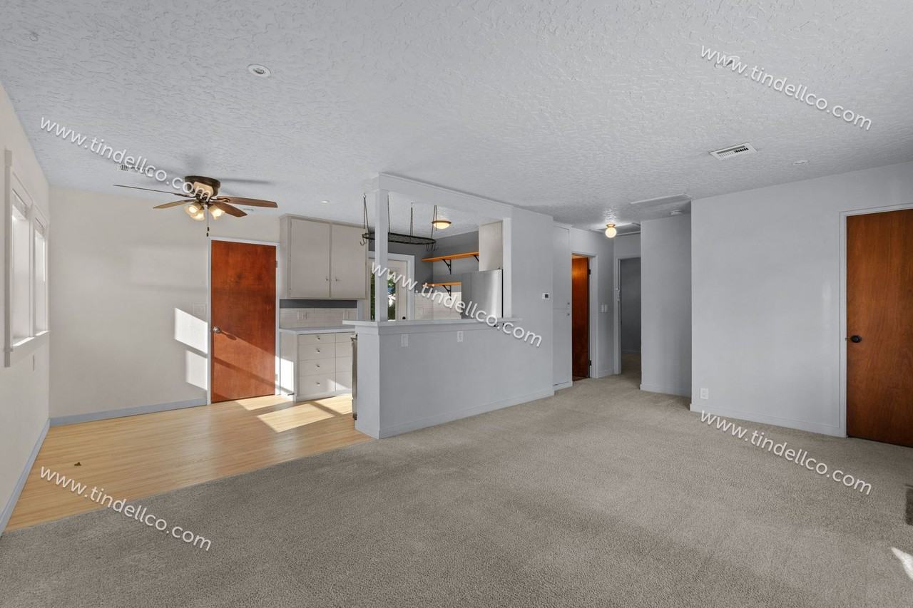 7927 N Olympia St - Photo 6 of 20