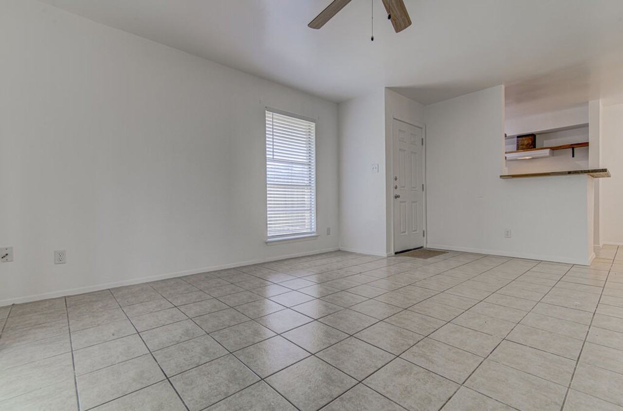 805 Sirocco Dr - Photo 6 of 20