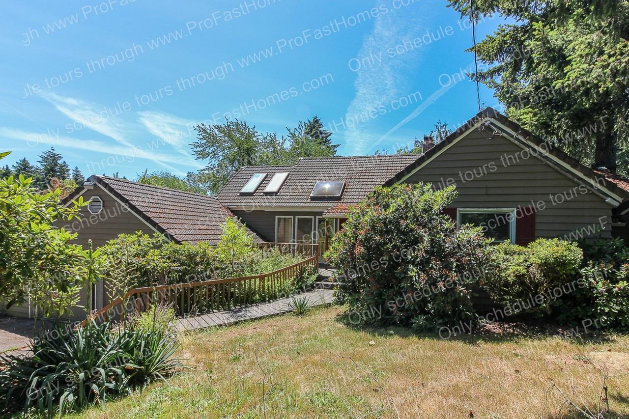 7840 Sw West Slope Dr - Photo 2 of 47