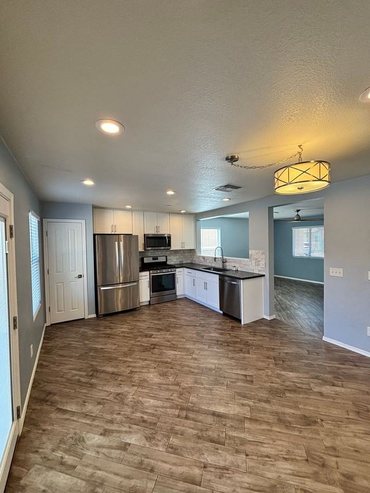 4275 E Parting Waters Way - Photo 5 of 13