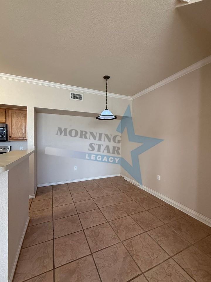 3901 Sonoma Springs Ave #509 - Photo 4 of 13