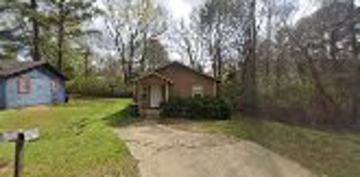 featured image of 1204 E Line Ave