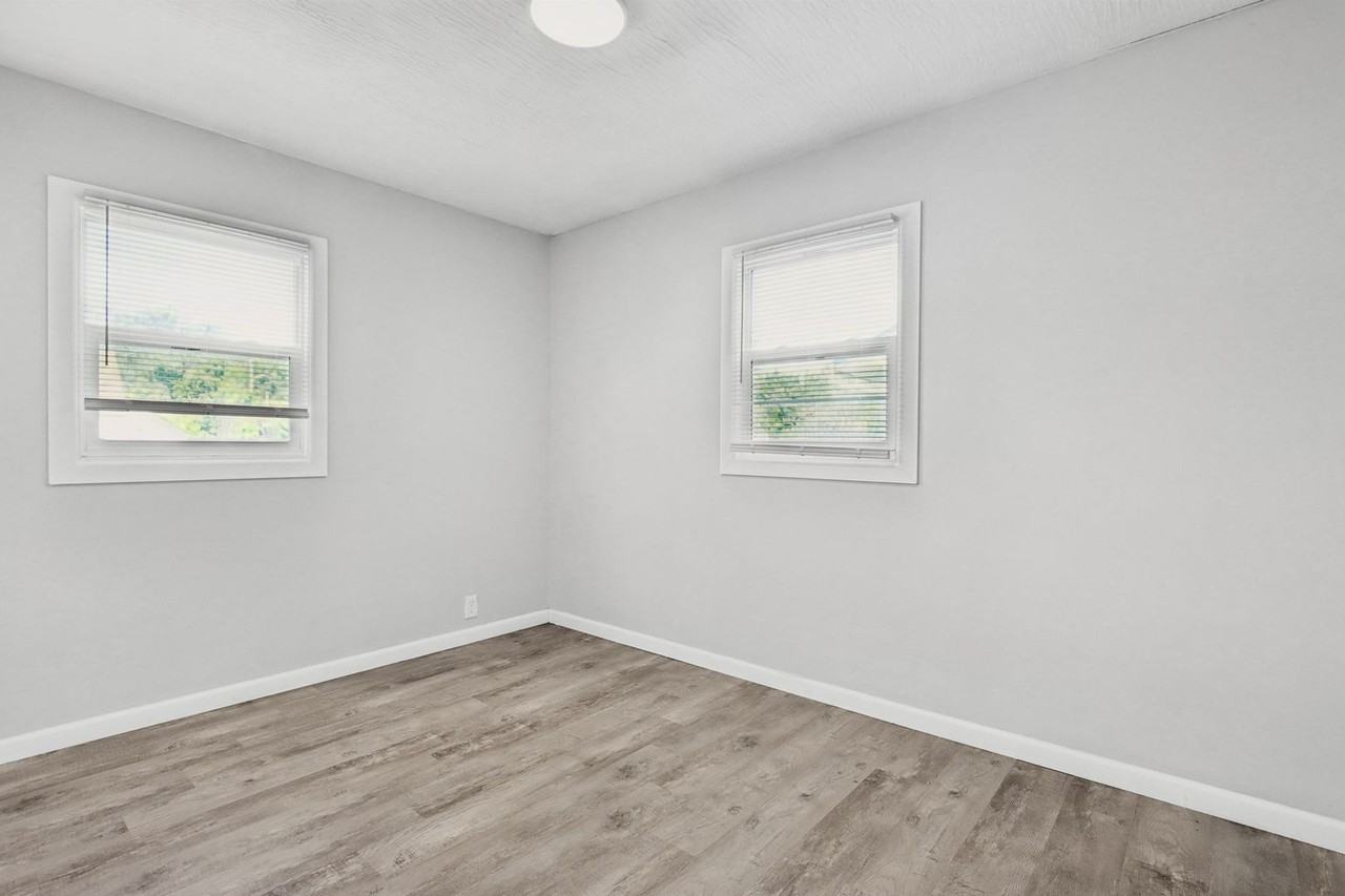 3366 Karl Rd - Photo 5 of 10