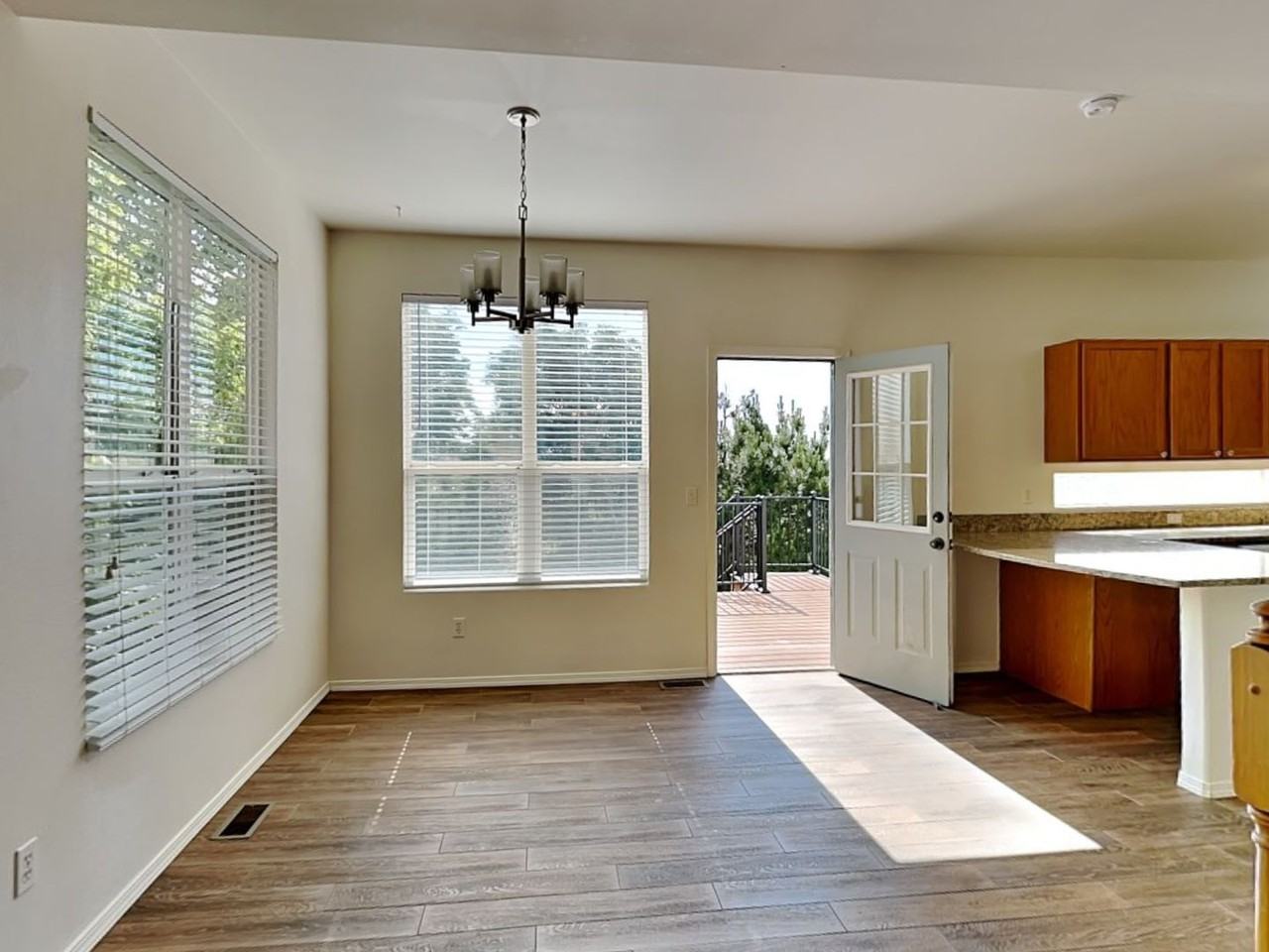 7265 Waterman Way - Photo 4 of 26