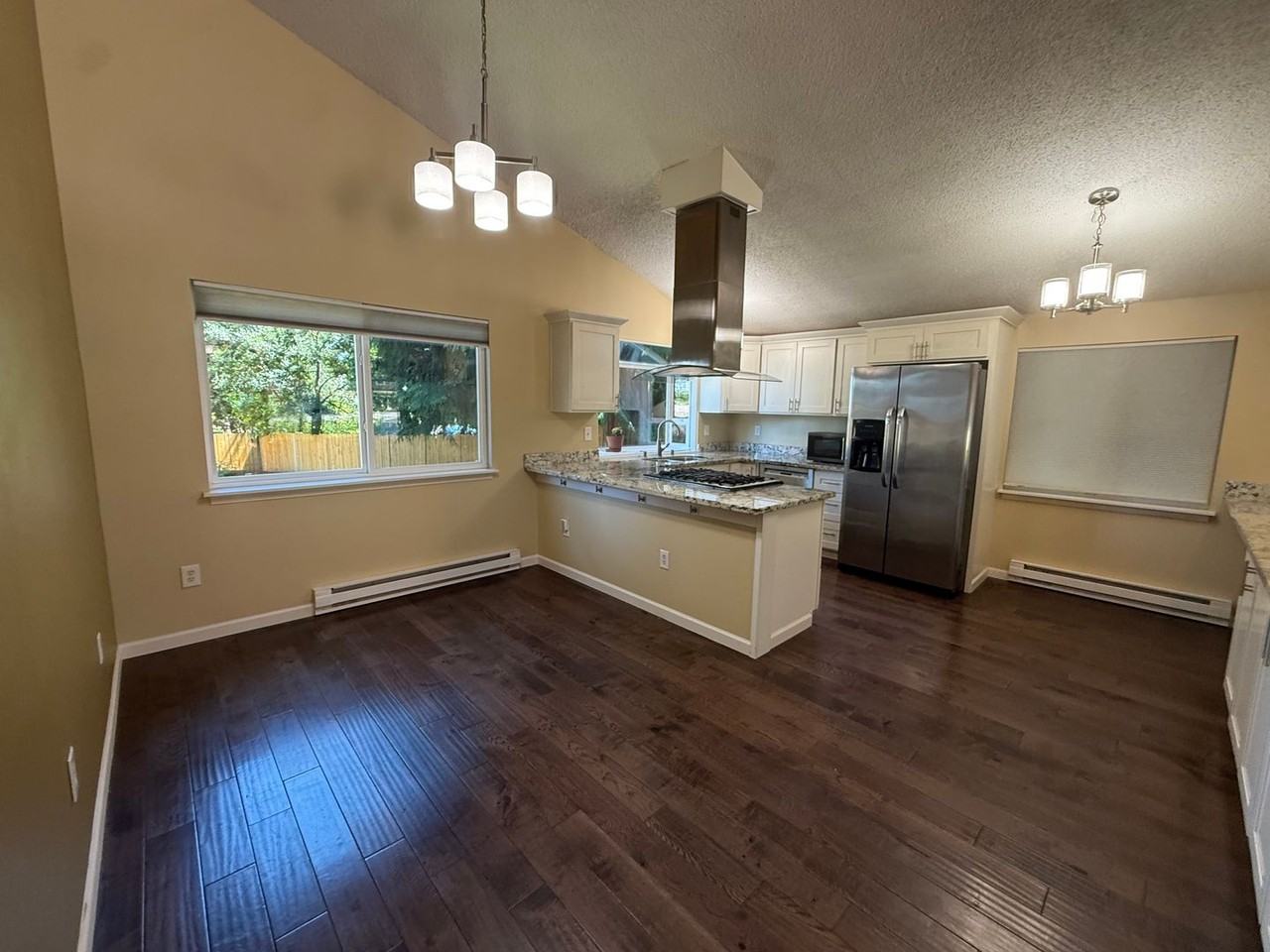 4460 Fir Dr Ne - Photo 6 of 21