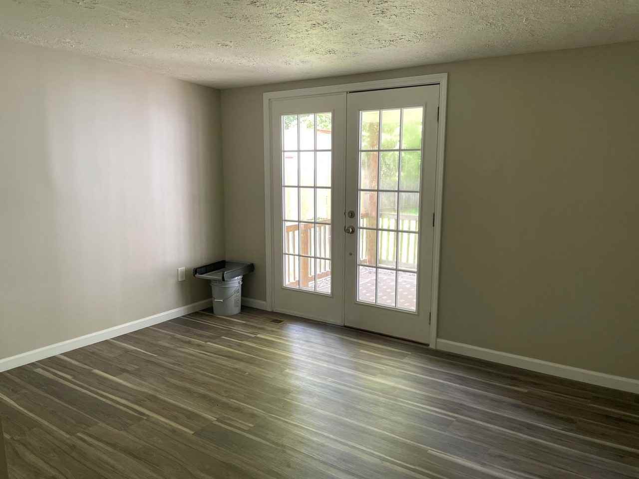 2537 Fair Dr - Photo 6 of 12