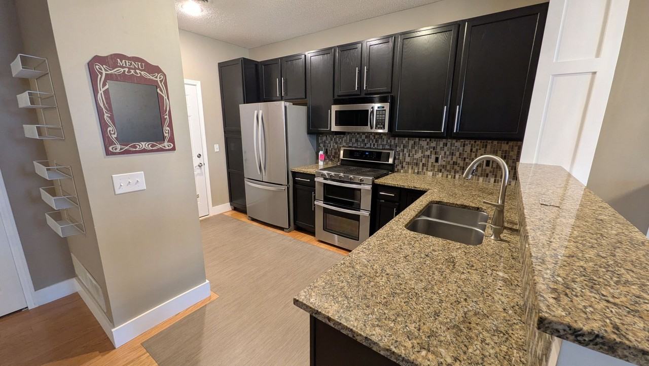 17604 68th Pl N - Photo 2 of 16