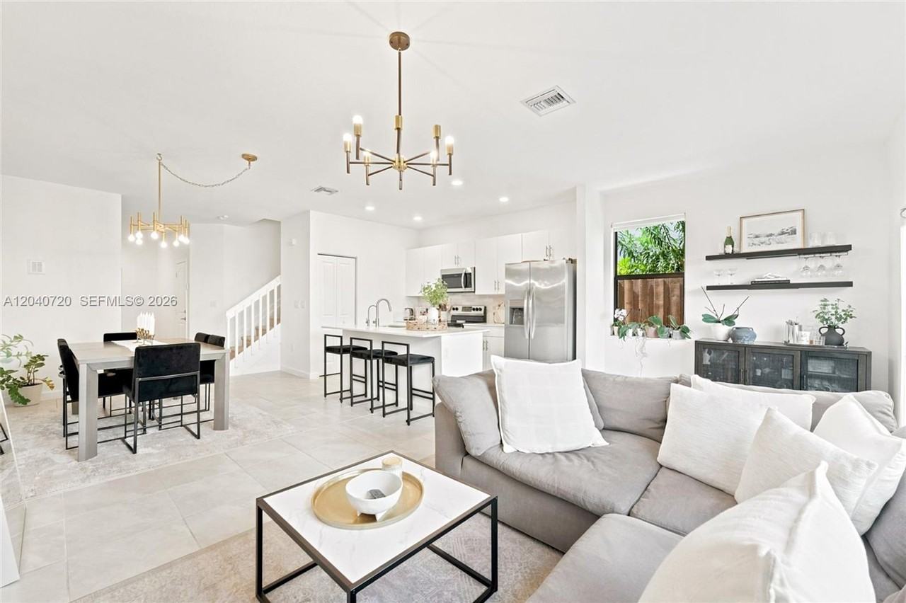 25540 Sw 108th Ave - Photo 7 of 26
