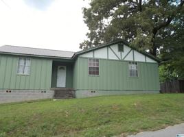 featured image of 4718 Century St