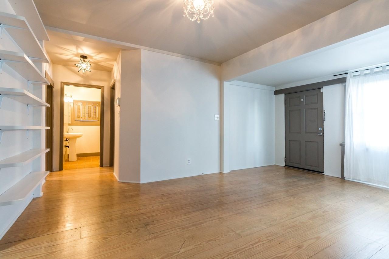 216 San Juan Ave - Photo 3 of 13
