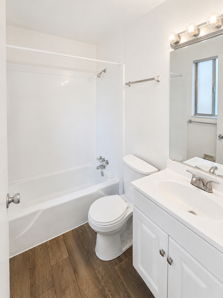 Victoria On C Street Apartments - Photo 5 of 6