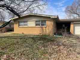 featured image of 3215 S Mount Carmel Ave