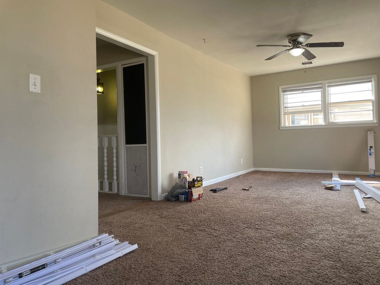 3215 S Mount Carmel Ave - Photo 4 of 9