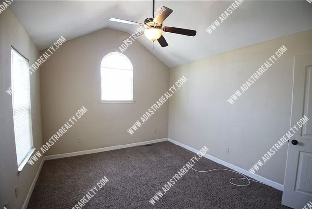 13759 Post Oak Ln - Photo 5 of 8