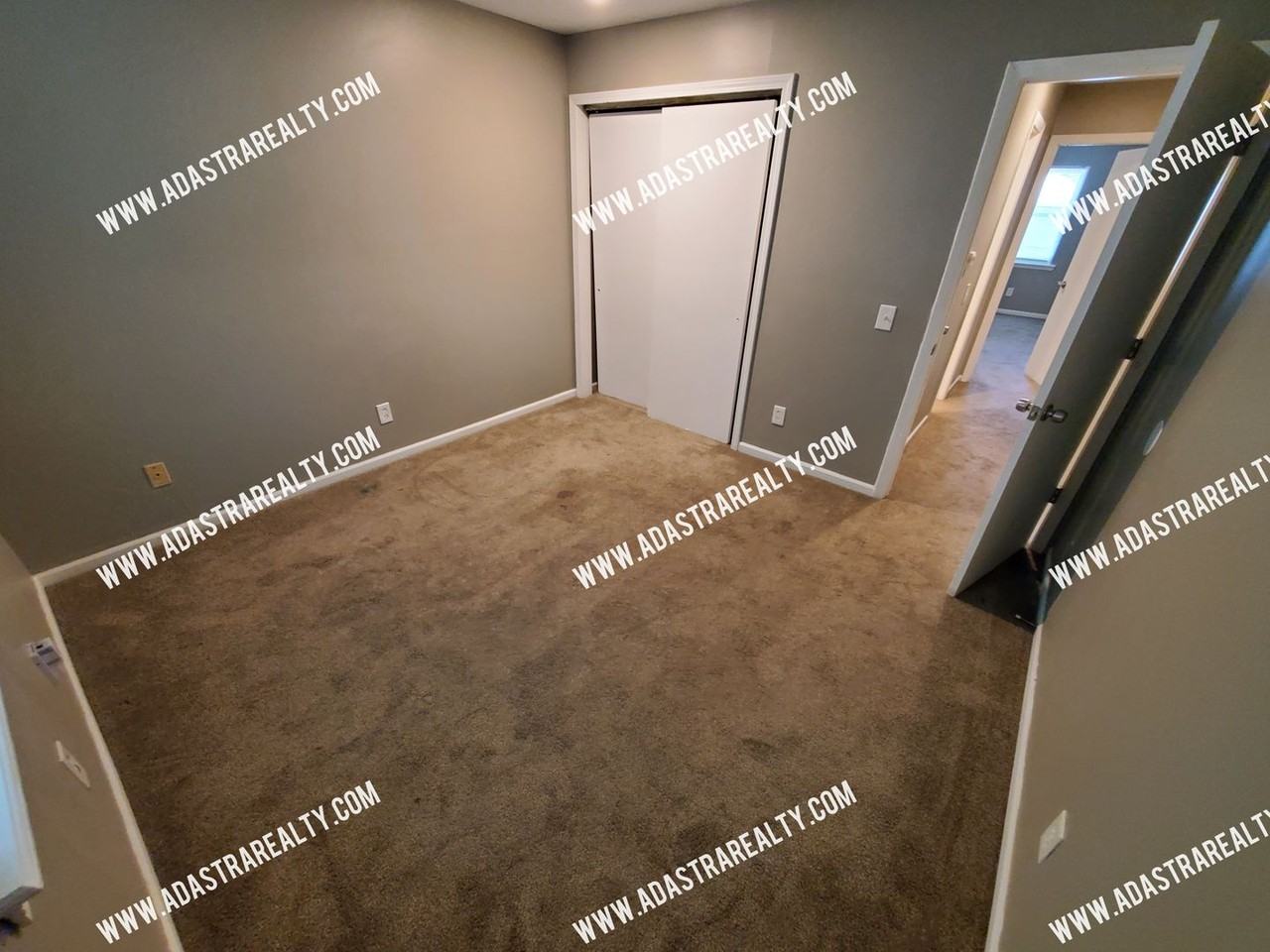 1503 E Elizabeth St - Photo 7 of 9