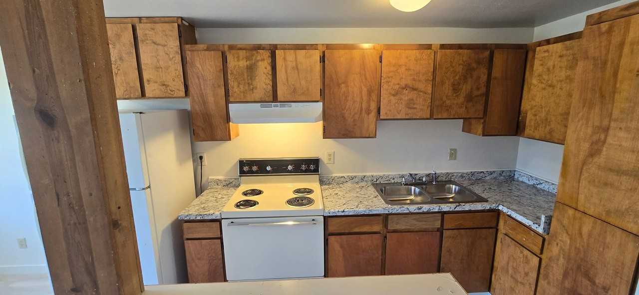 2139 Biehn St #17 - Photo 7 of 14