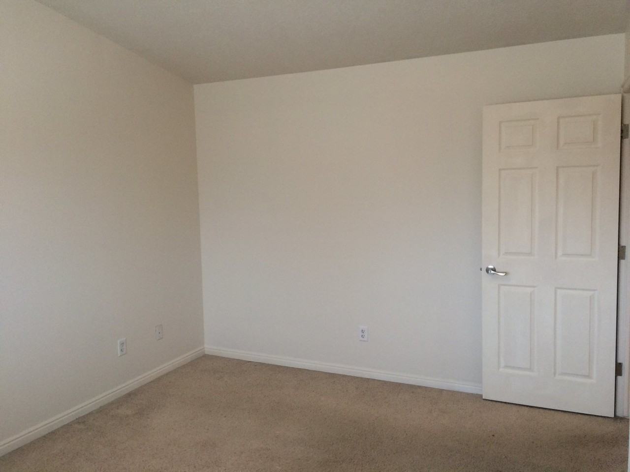 6707 S Pine Landing Way - Photo 2 of 12