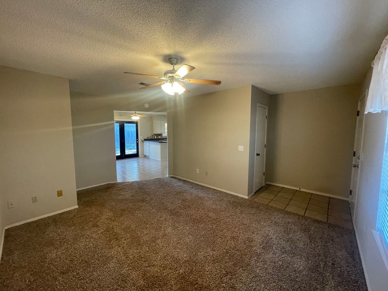 1003 E Dell Ave - Photo 2 of 10