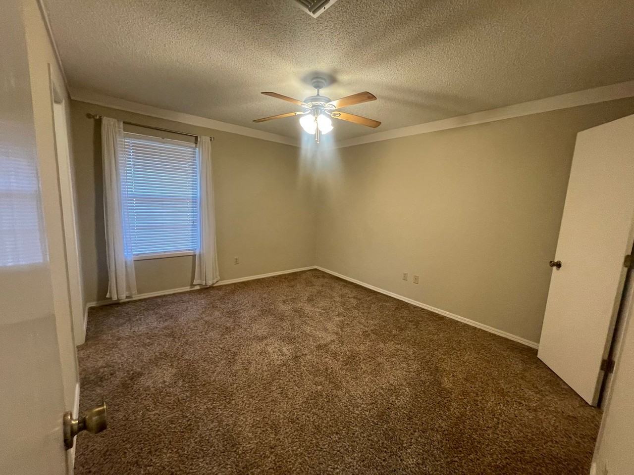 1003 E Dell Ave - Photo 7 of 10