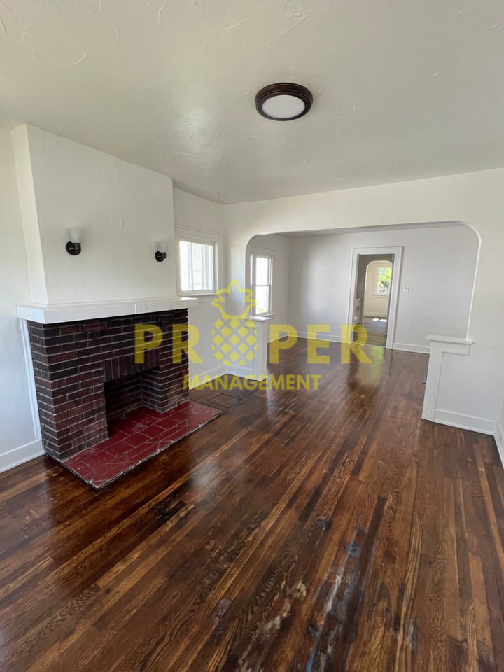 1769 Gummer Ave - Photo 3 of 11