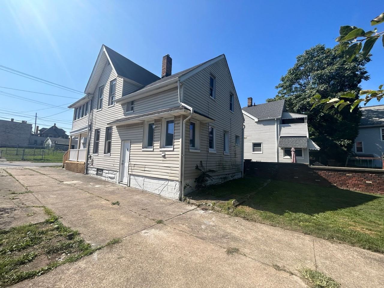3524 Henritze Ave - Photo 4 of 34