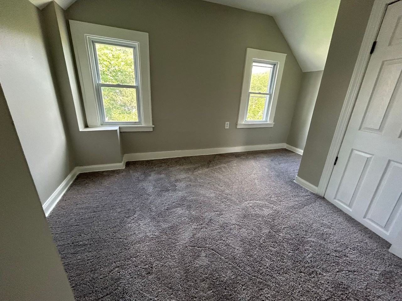 3524 Henritze Ave - Photo 5 of 34