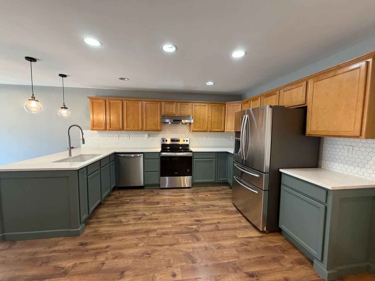 11730 1st Pl Se - Photo 3 of 27