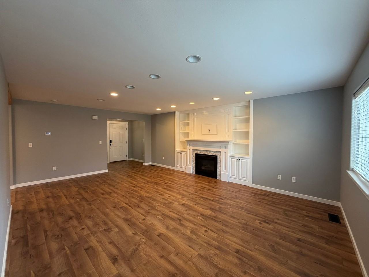 11730 1st Pl Se - Photo 5 of 27