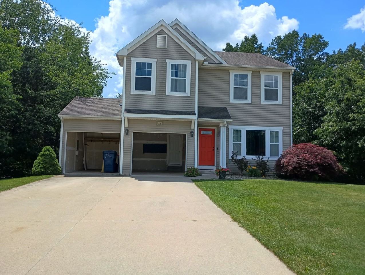 2211 Colbert Dr