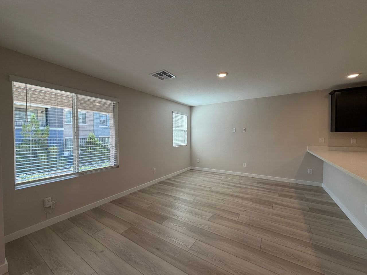 6276 Foxes Dale St - Photo 3 of 17