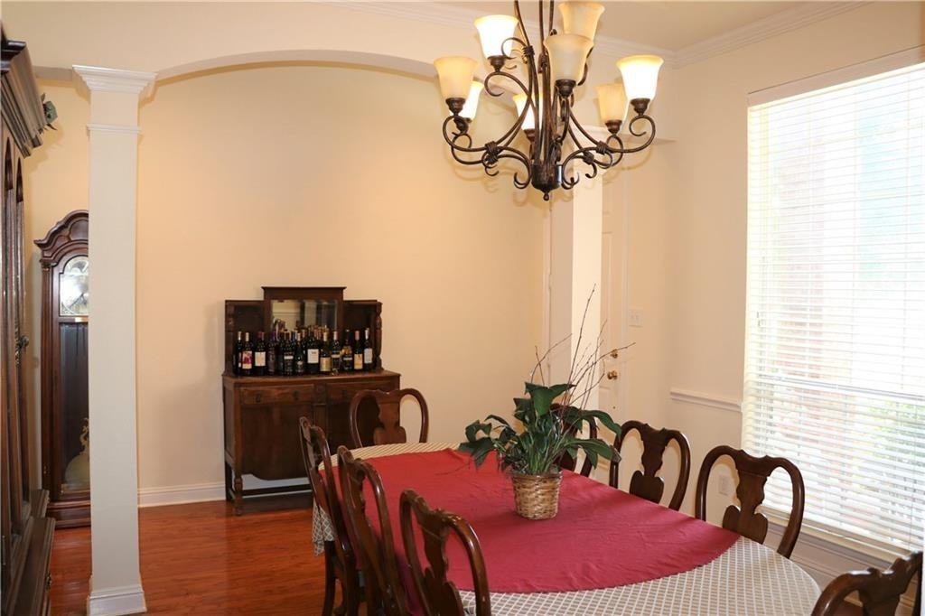 123 Hillcrest Dr - Photo 6 of 37